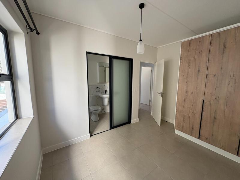 To Let 2 Bedroom Property for Rent in Richwood Western Cape